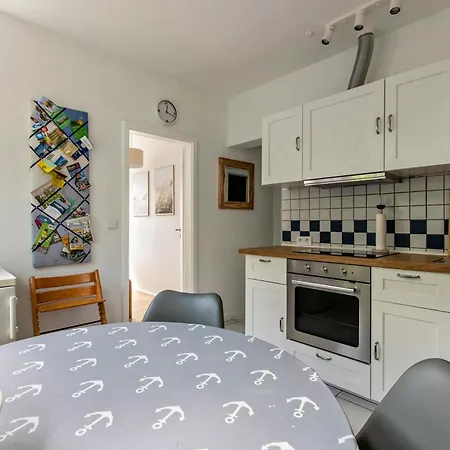 Block Apartment